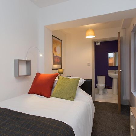 Apartmán 8 Samuel Street Crewe Exteriér fotografie
