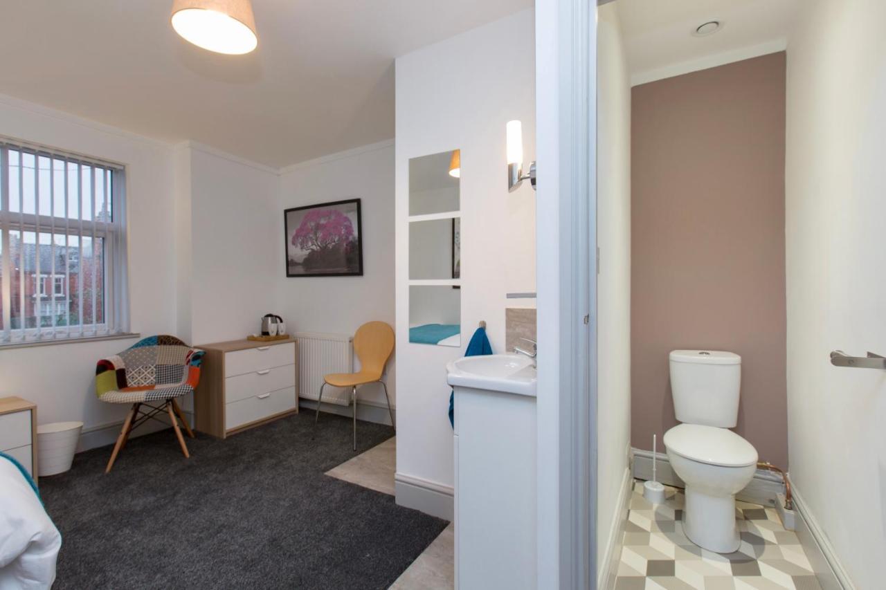 Apartmán 8 Samuel Street Crewe Exteriér fotografie